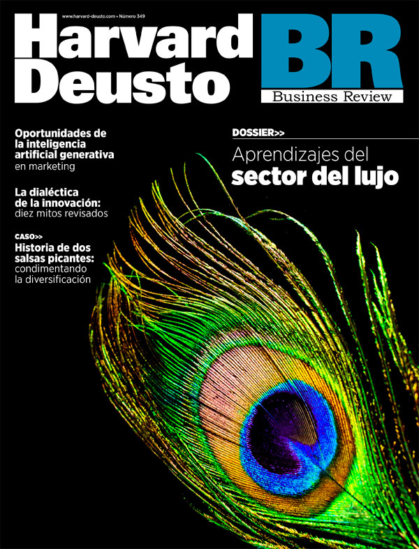 Portada última revista de Business Review